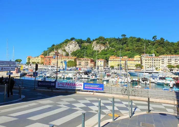 Le 43 Nice Port