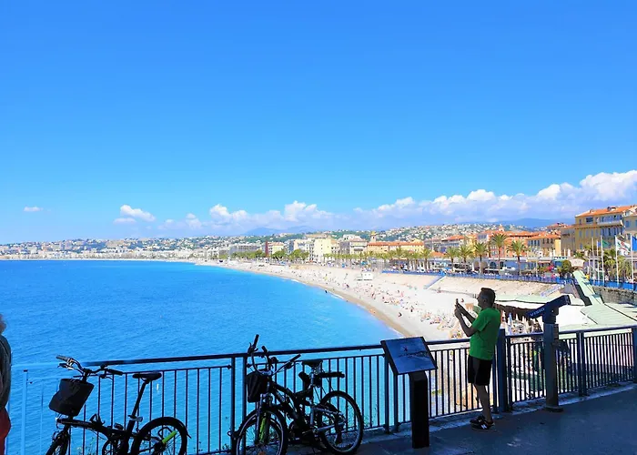 Le 43 Nice Port